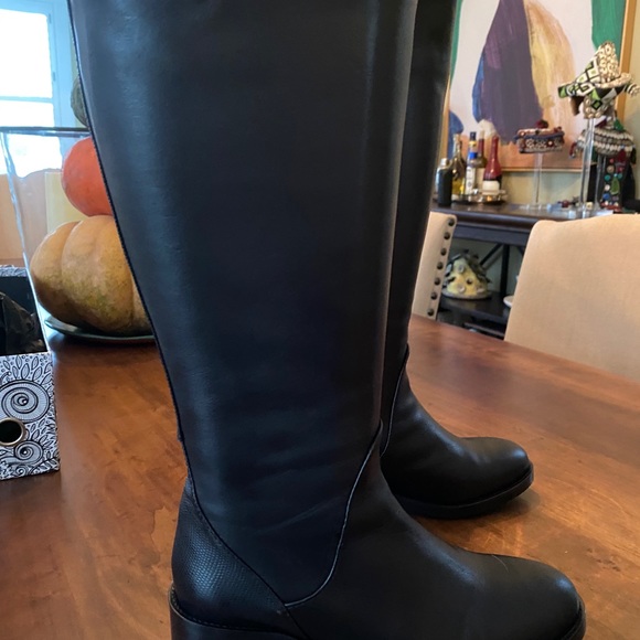 Duo Kestrel boot in black - Picture 7 of 8